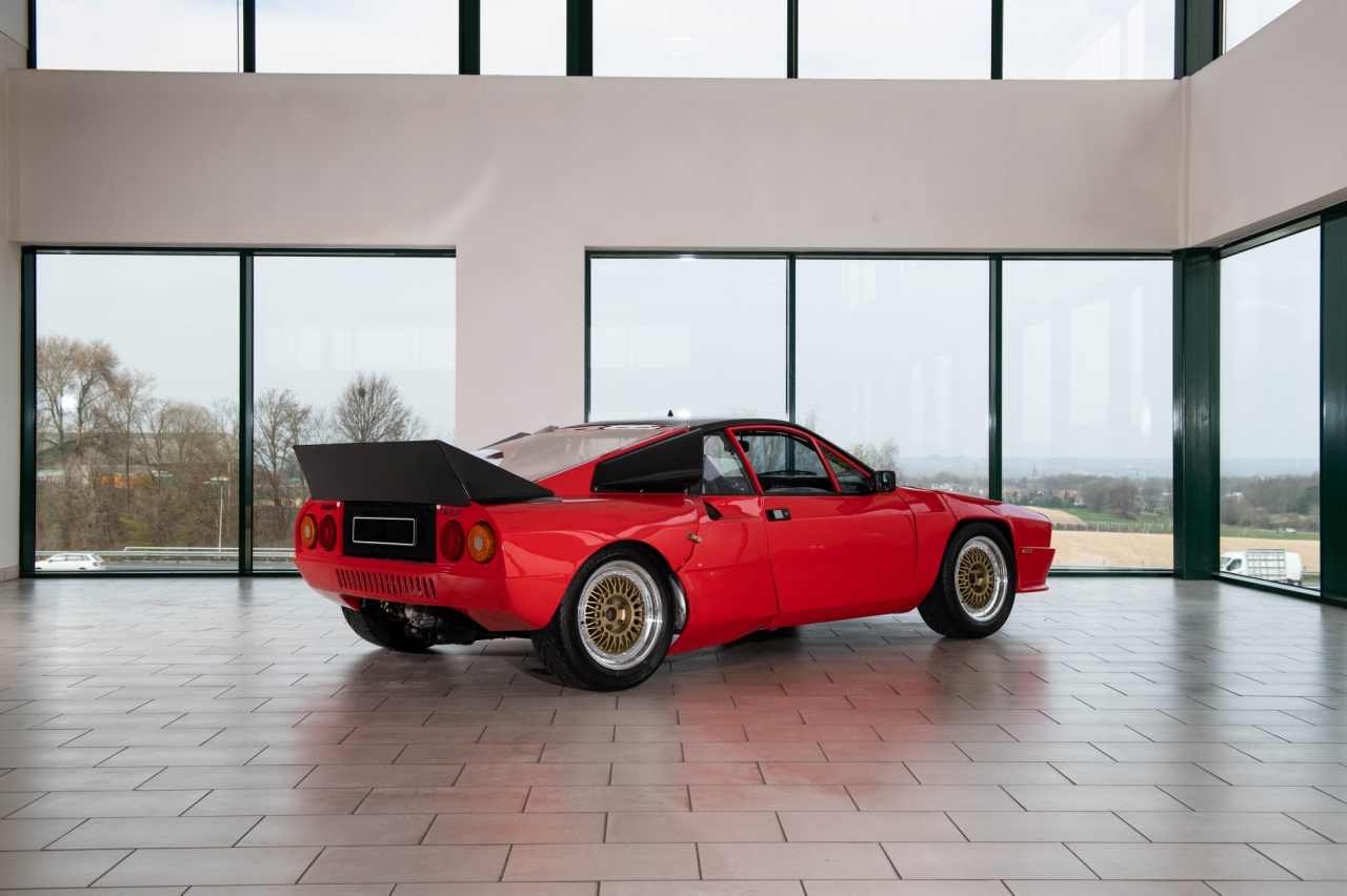 subasta prototipo lancia 037 rally 1980