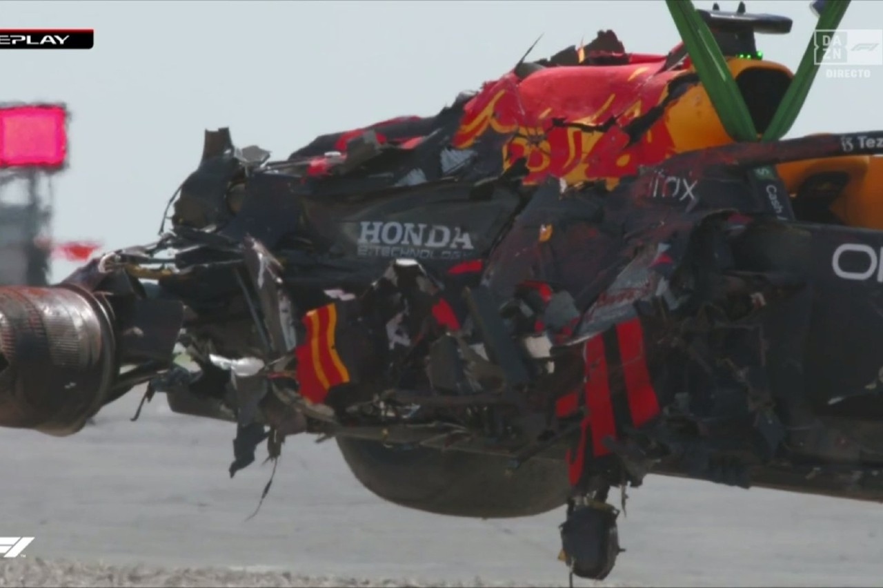 Max Verstappen sobrevivió a 51G un su accidente, más de tres toneladas ...