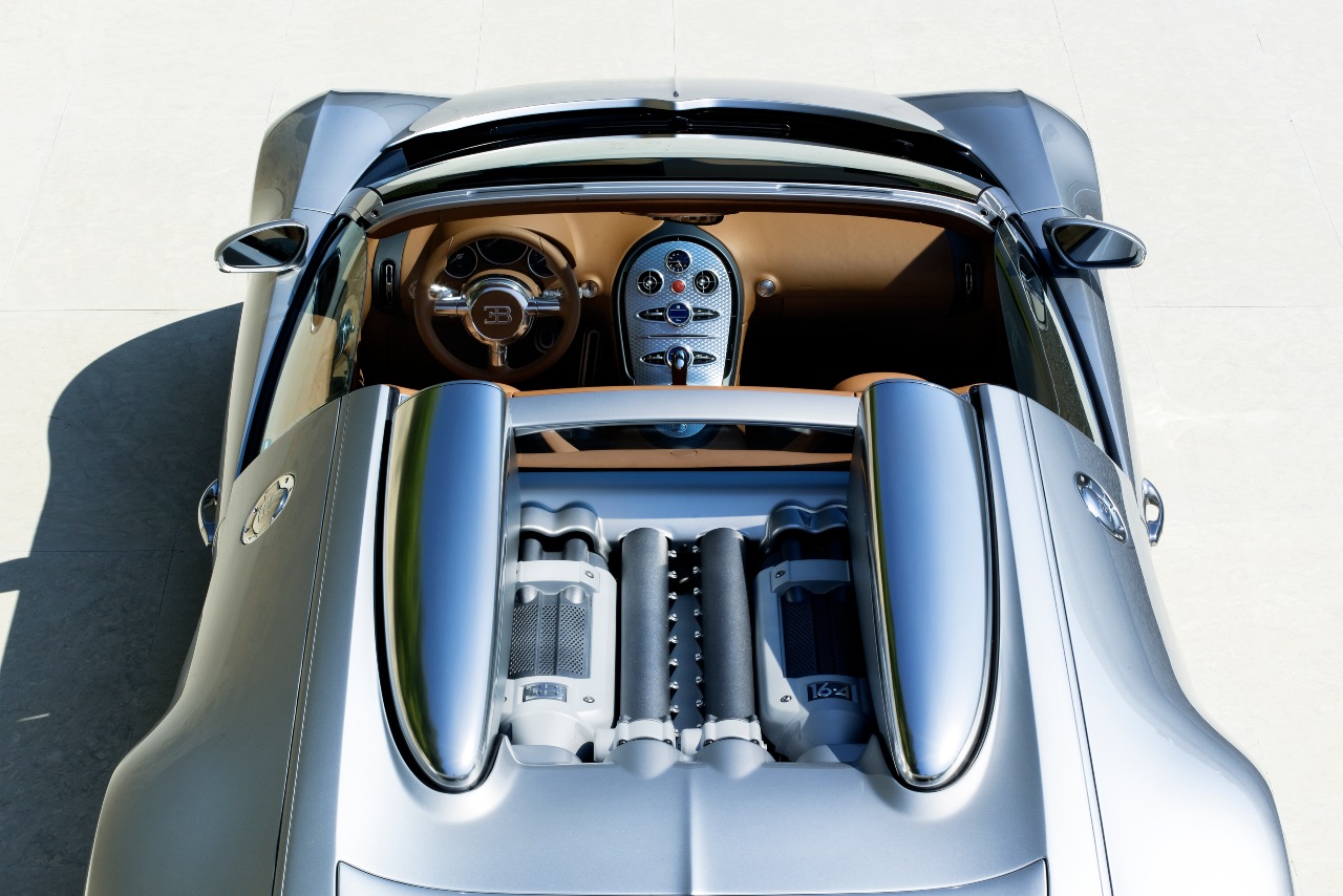 Bugatti La Maison Pur Sang superior
