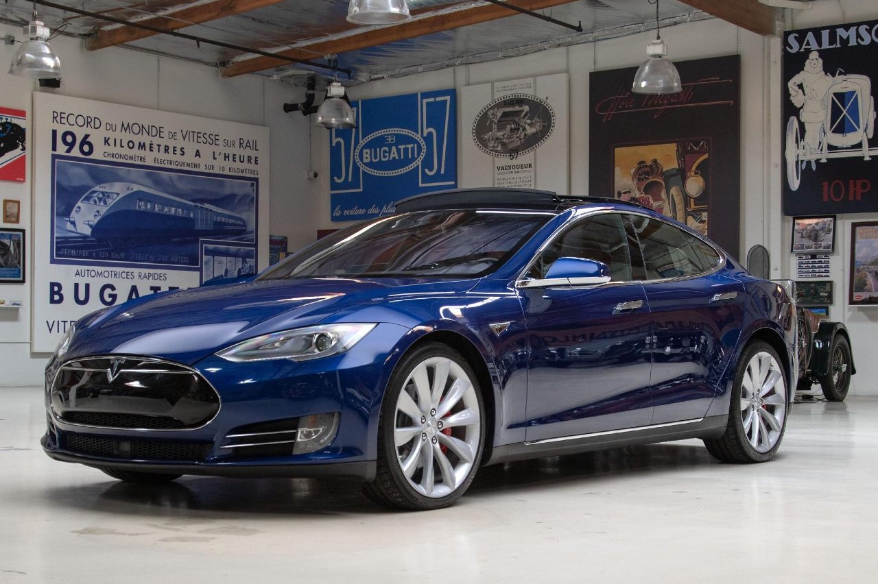 Jay Leno subasta Tesla Model S P90D