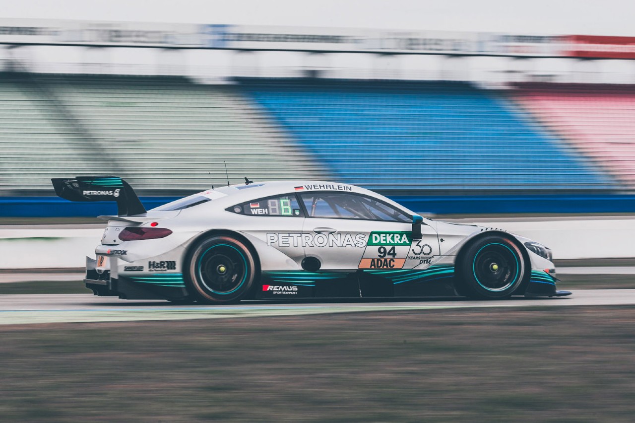 Mercedes-AMG C63 DTM