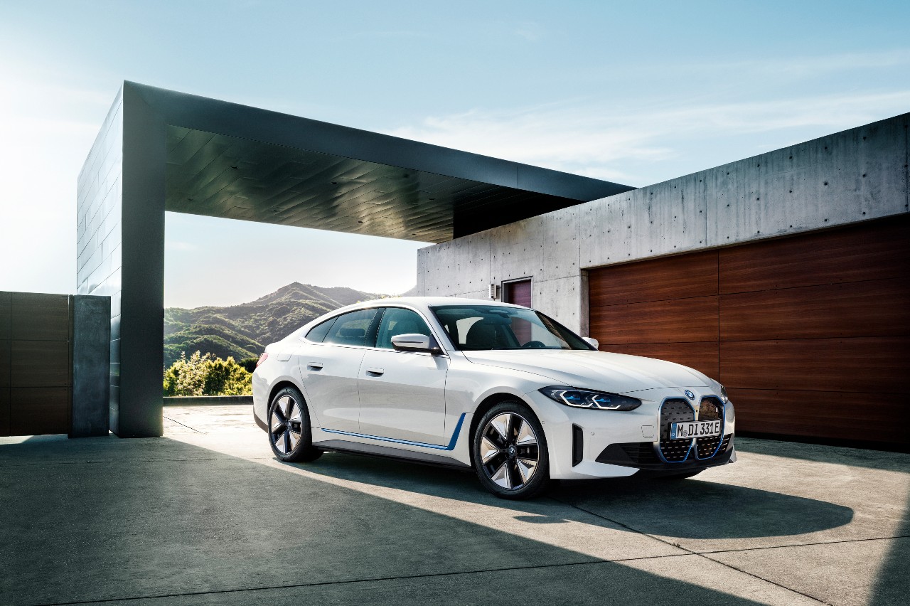 BMW mantendrán altos los precios