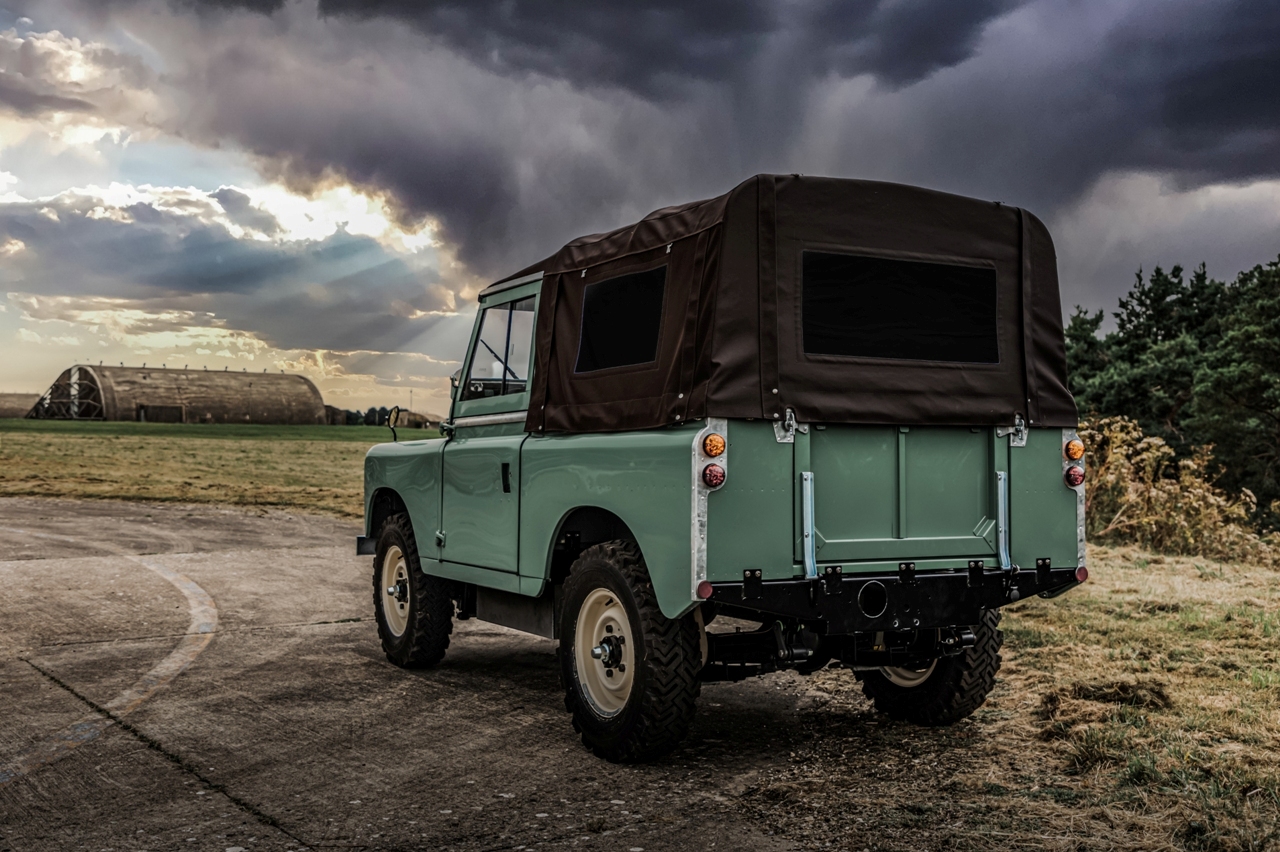 Everrati Land Rover Serie IIA
