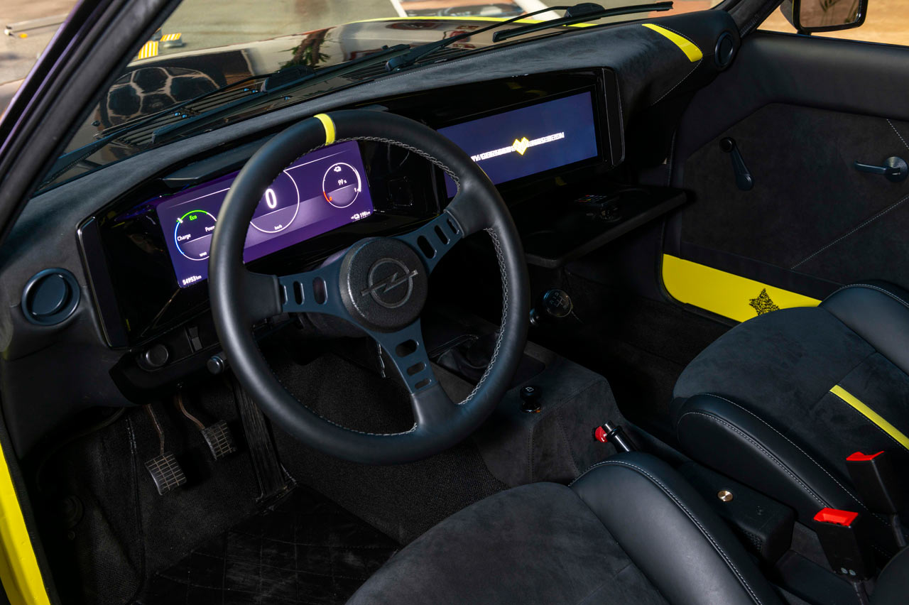 interior Opel Manta GSe ElektroMOD