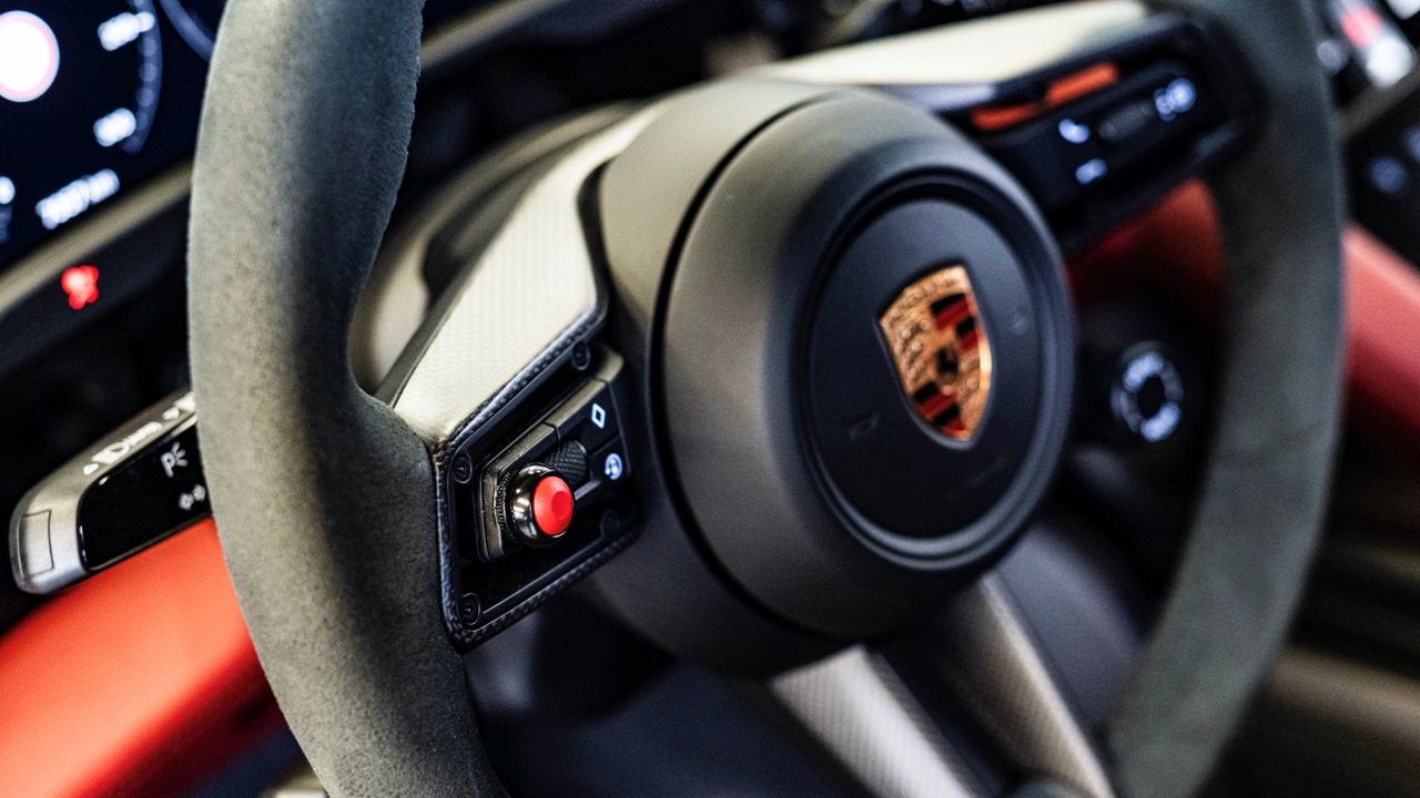 porsche taycan safety car formula e