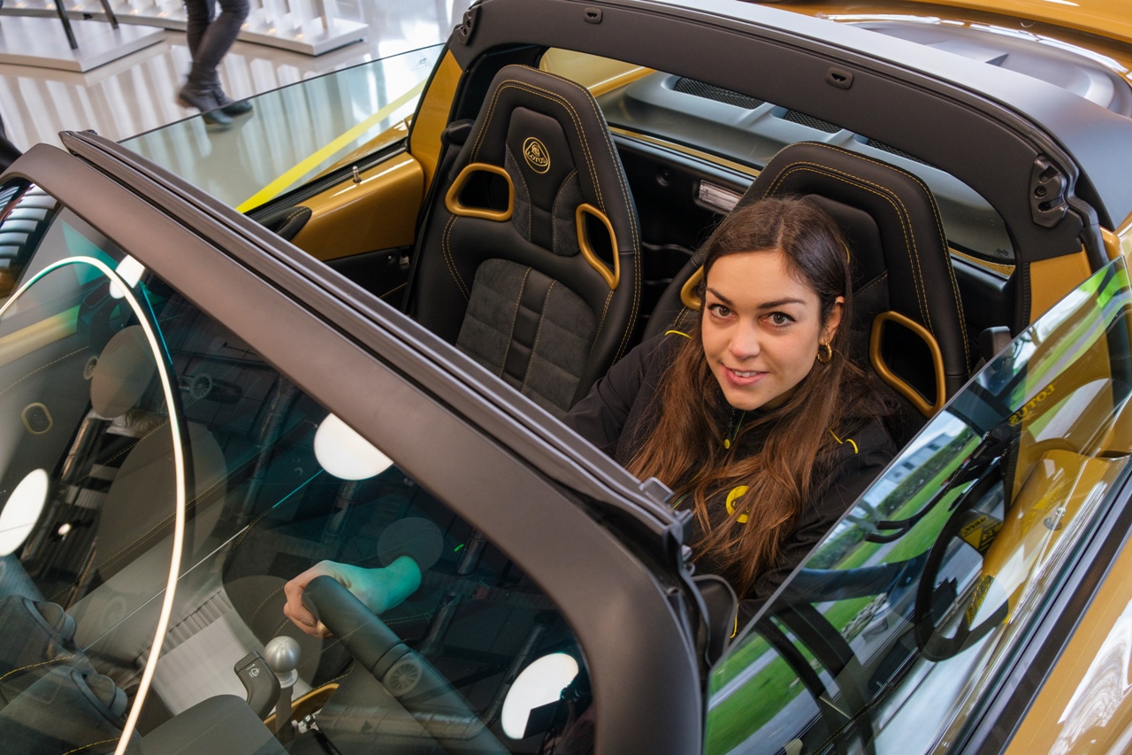 Elisa Artioli compra ultimo Lotus Elise
