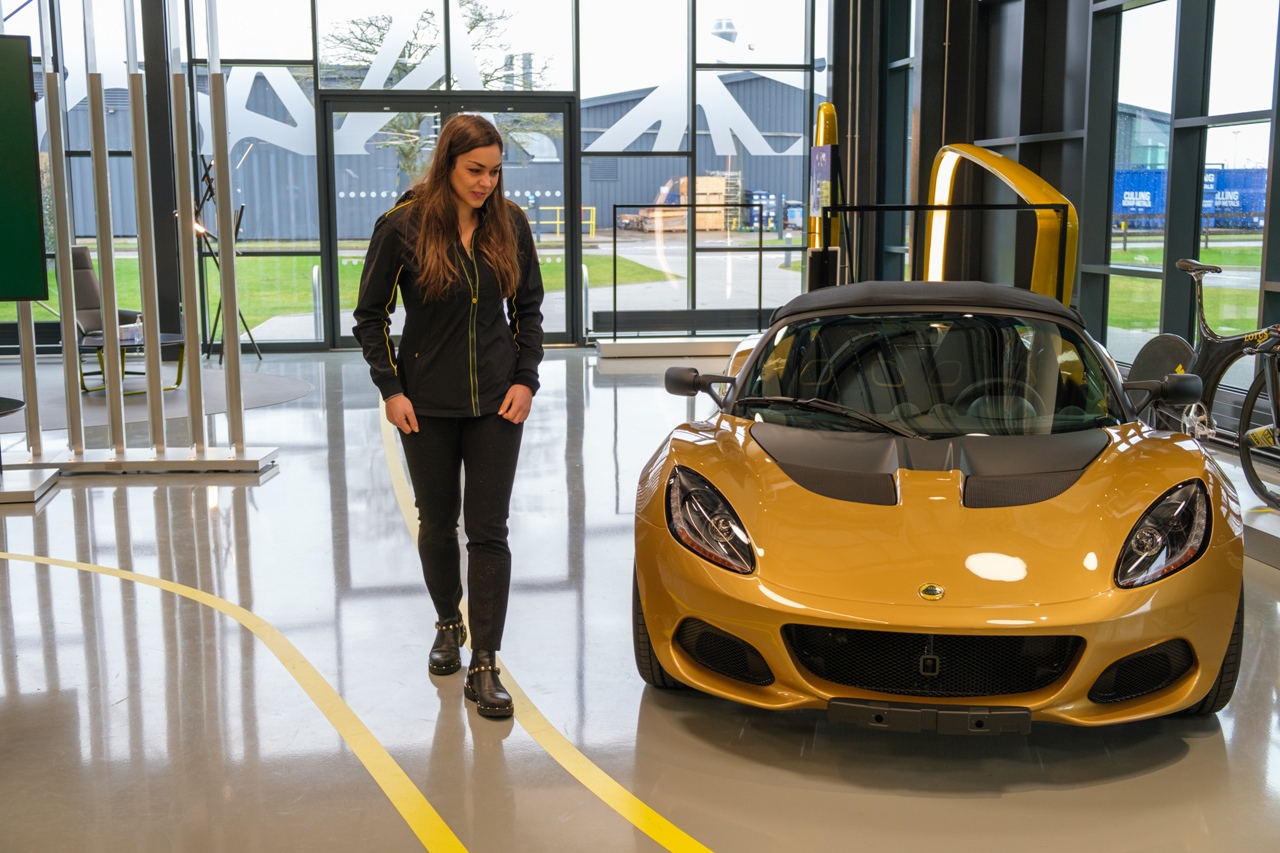 Elisa Artioli compra ultimo Lotus Elise