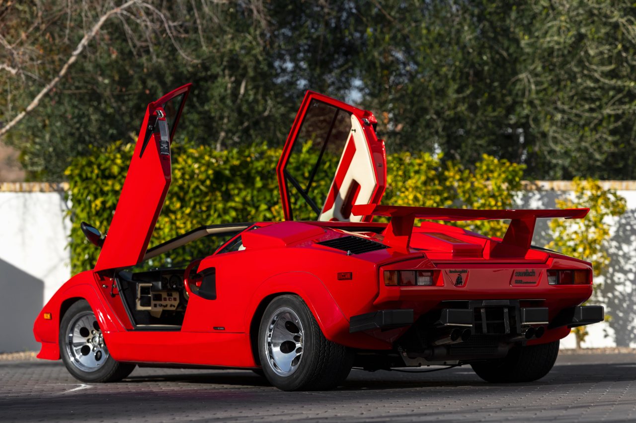 Lamborghini Countach 5000 QV