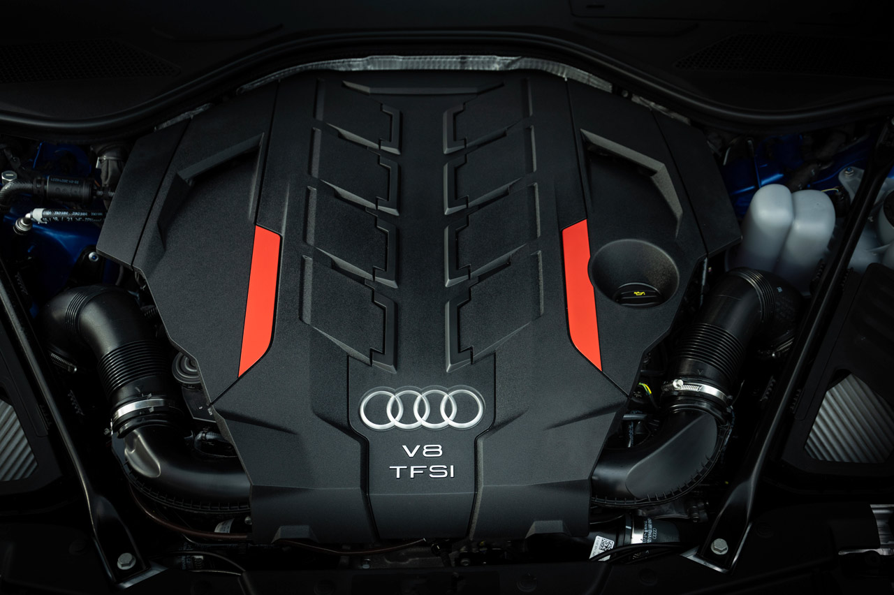 motor V8 TFSI del Audi S8 2022