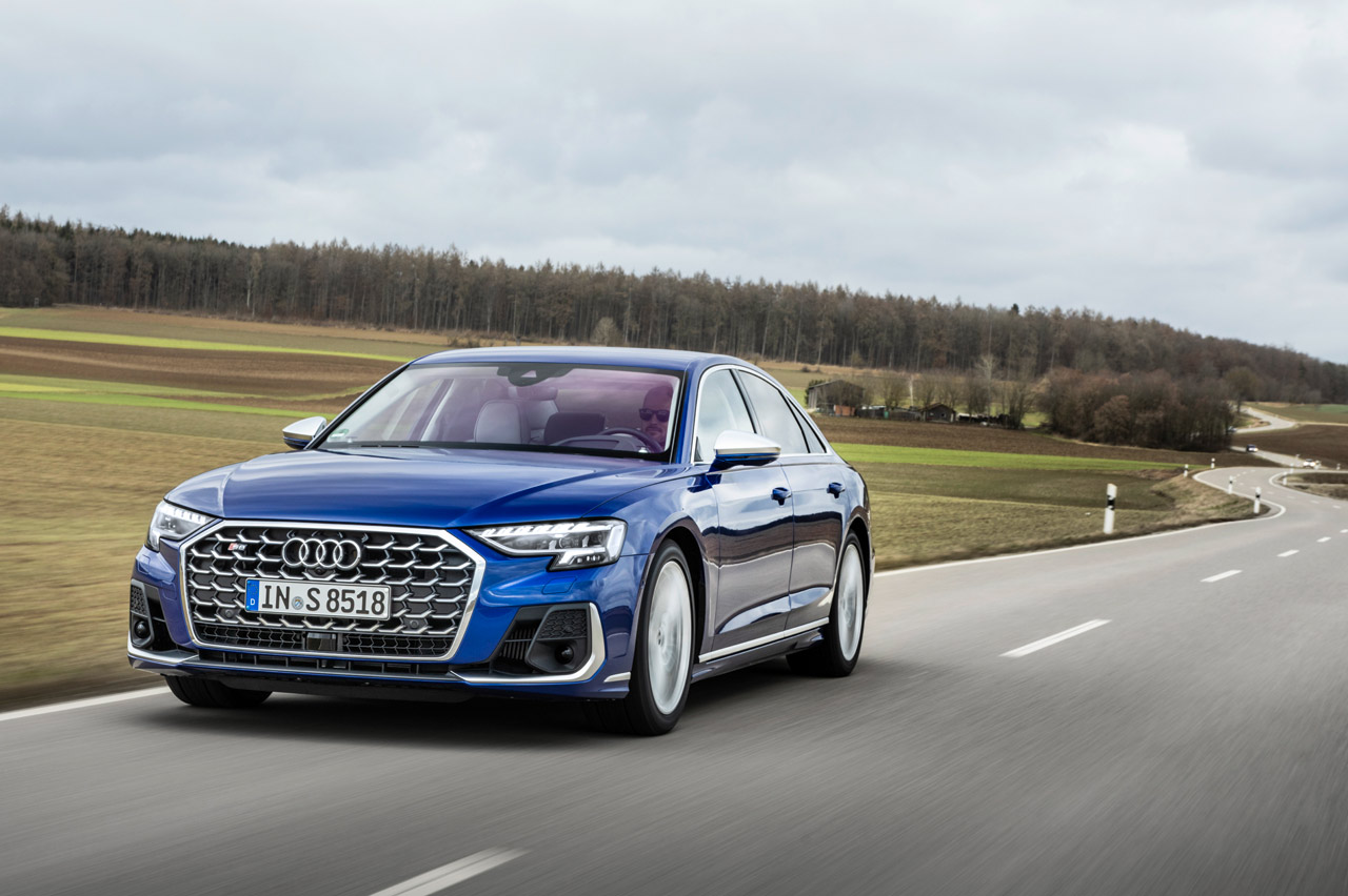 prueba del Audi S8 2022