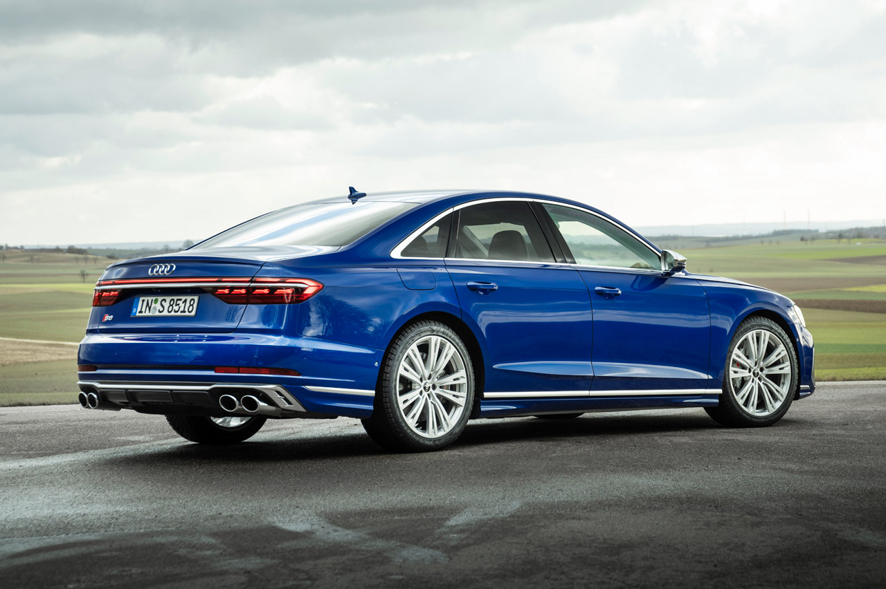 prueba del Audi S8 2022