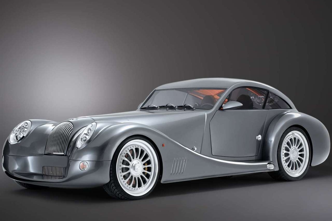 hombre enterrado Morgan Richard Hammond