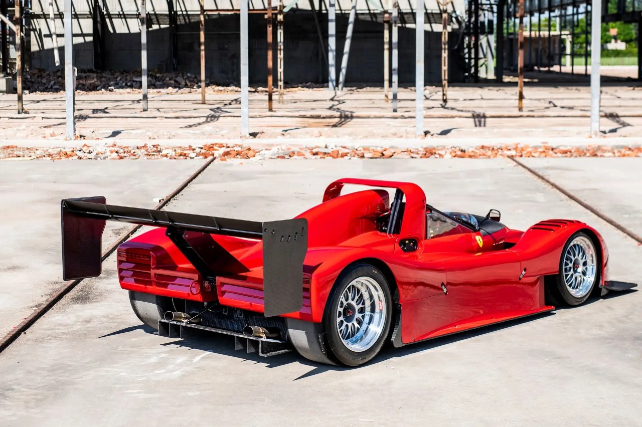 Subasta Ferrari 333 SP