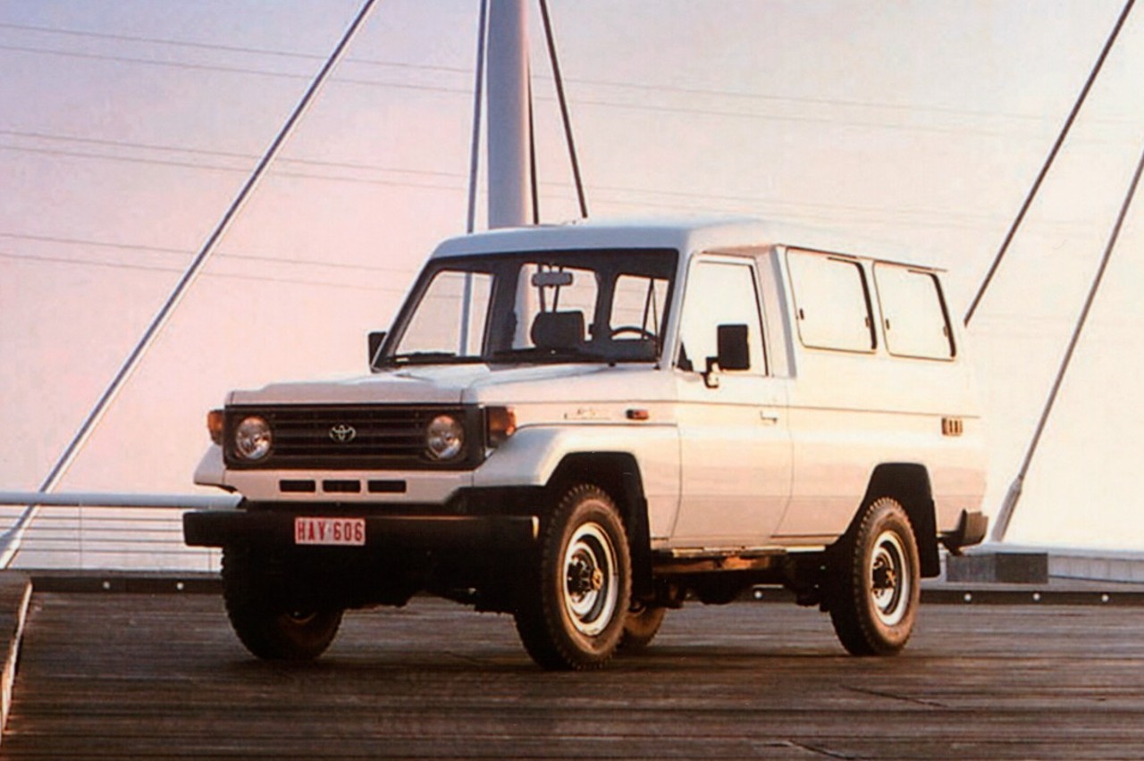 El Toyota Land Cruiser 70, lanzado hace 38 años, está agotado hasta ...