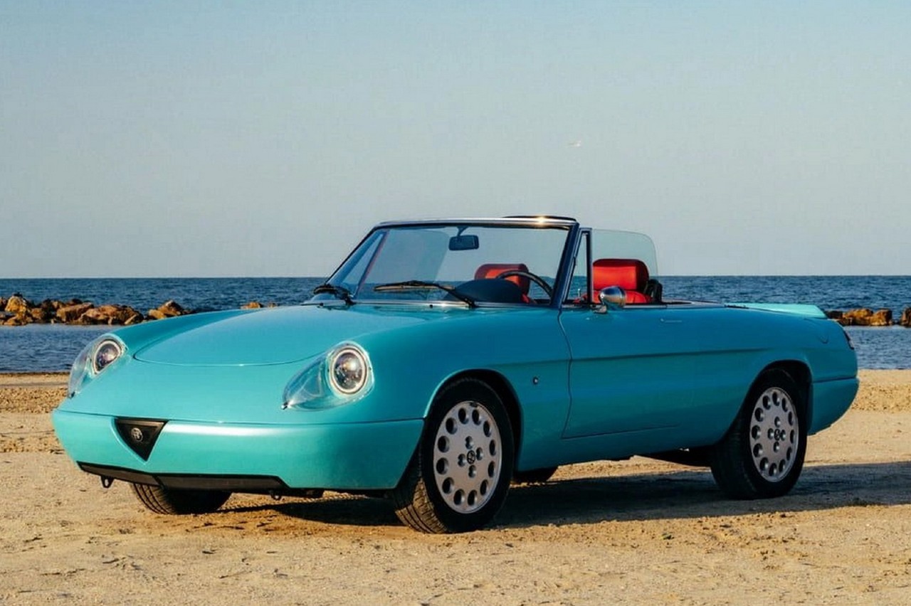 Alfa Romeo Spider Duetto Hybrid Restomod