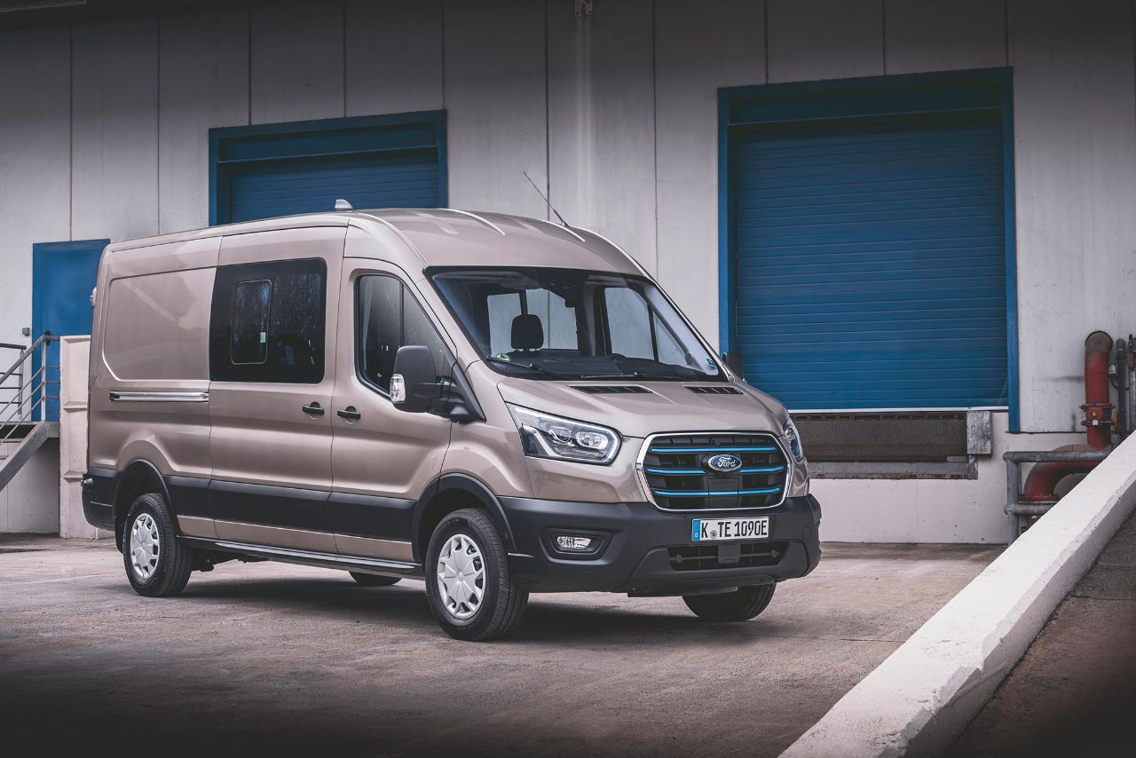 Prueba Ford e-Transit 2022 doble cabina