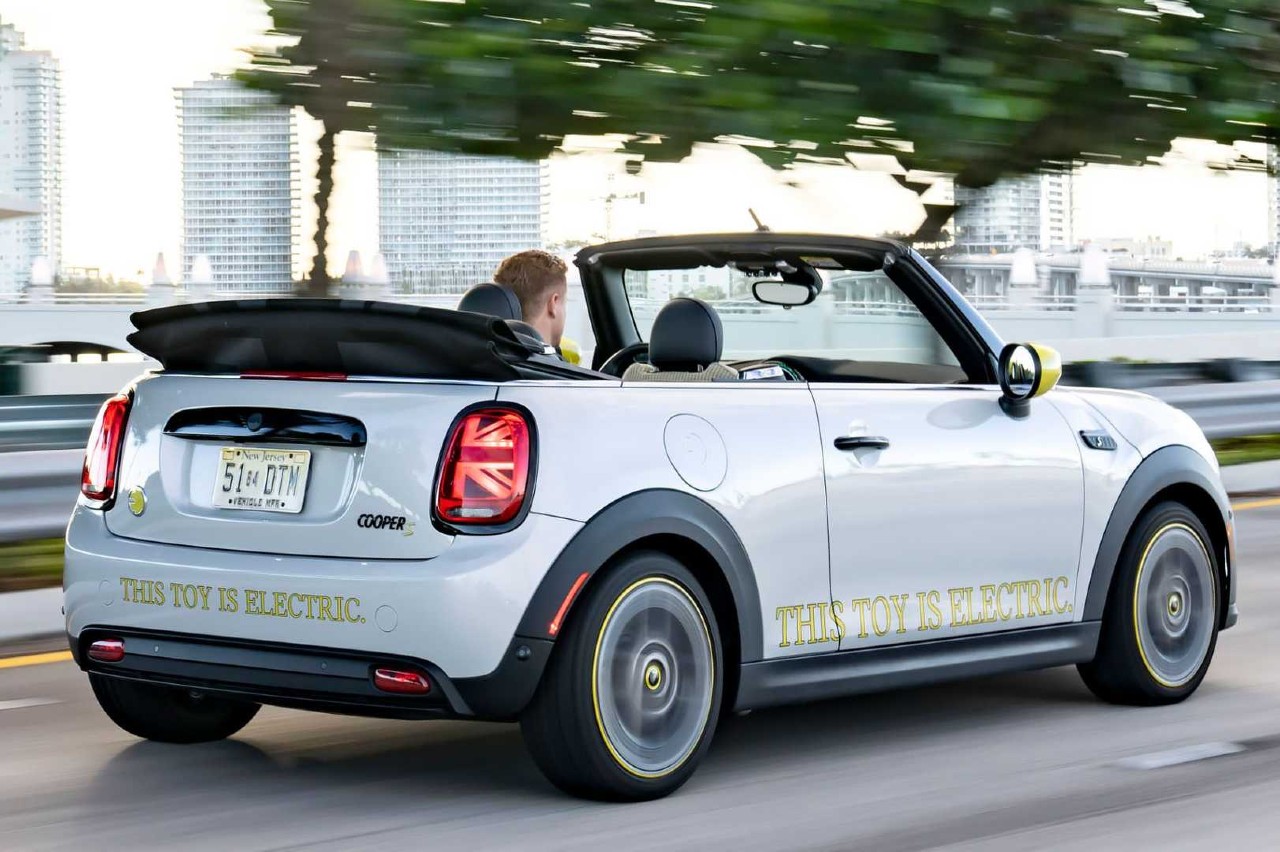 Mini Cooper SE Convertible