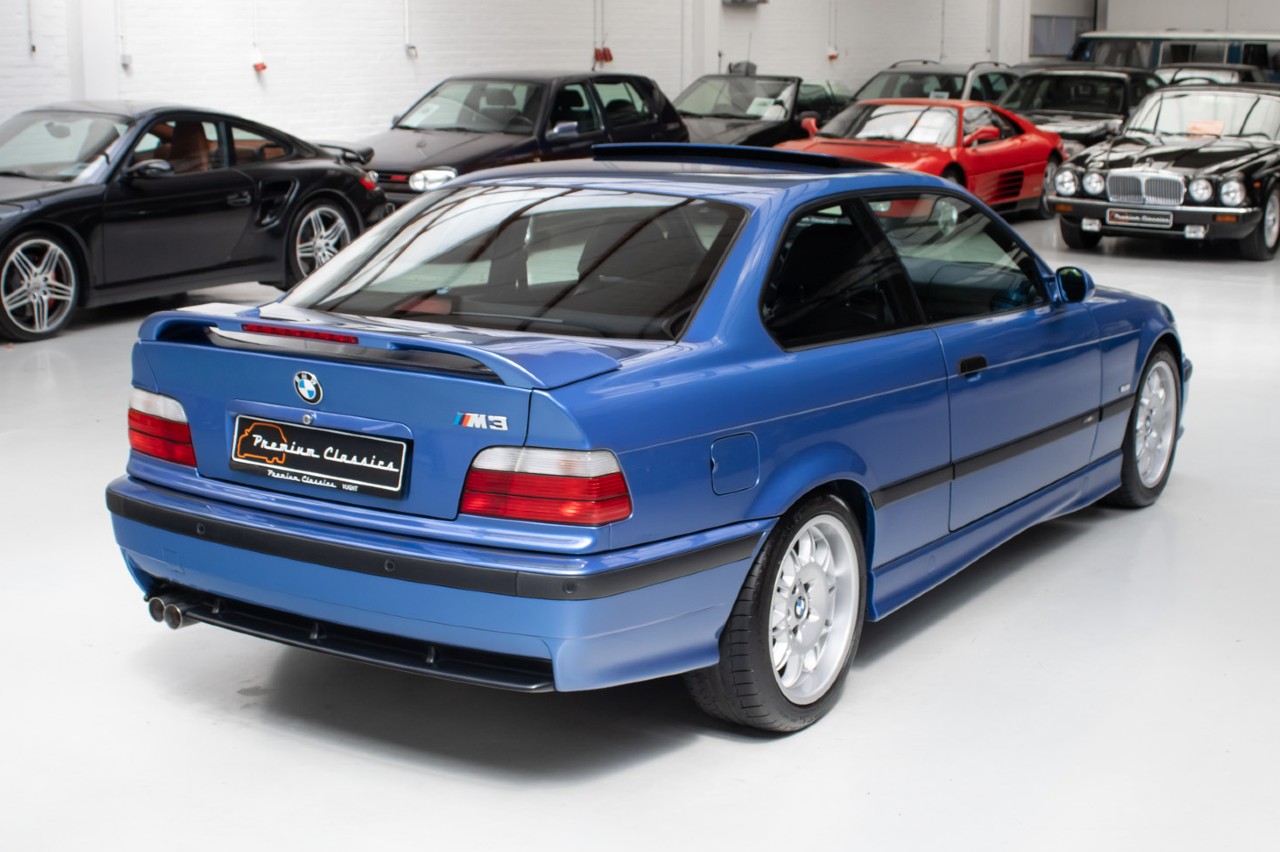 venta un BMW M3 Coupé E36