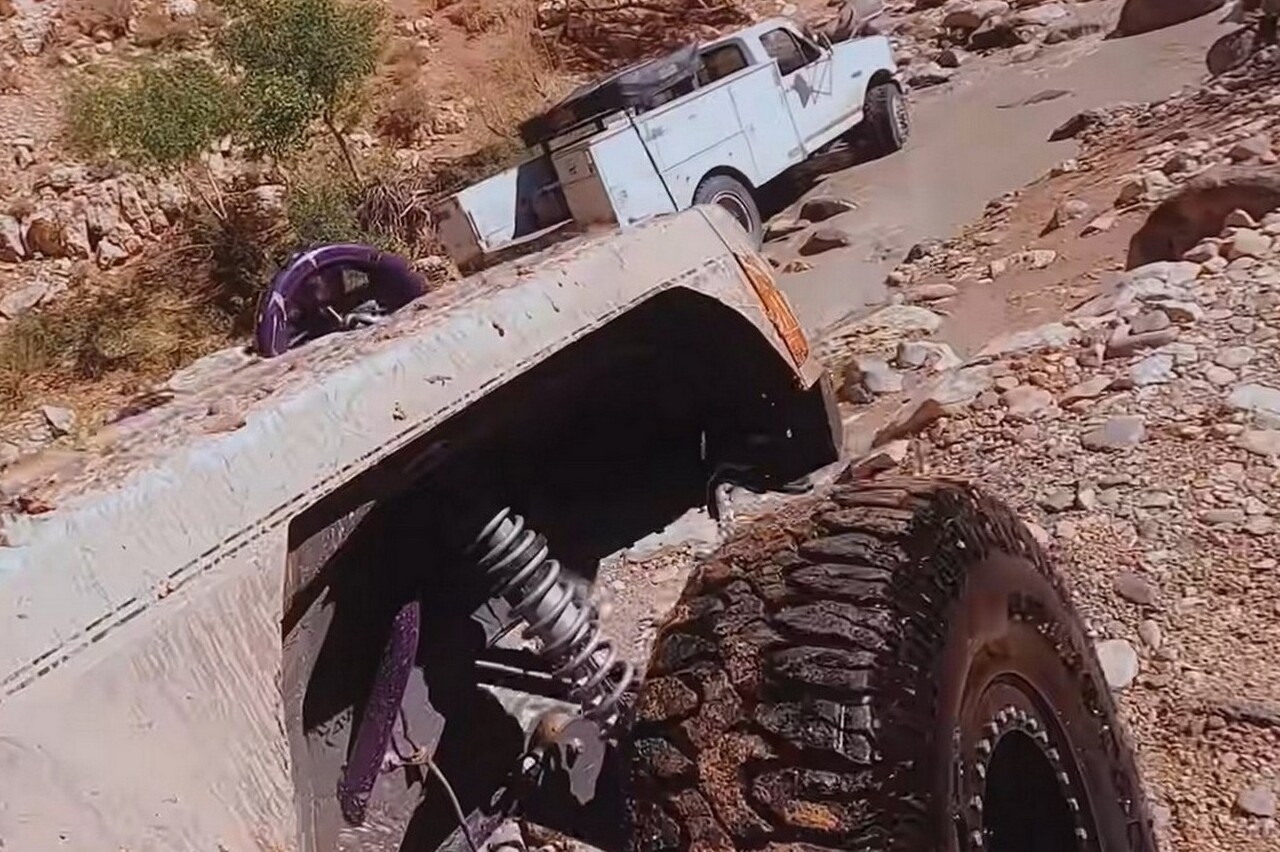 Jeep Cherokee Ford F-450