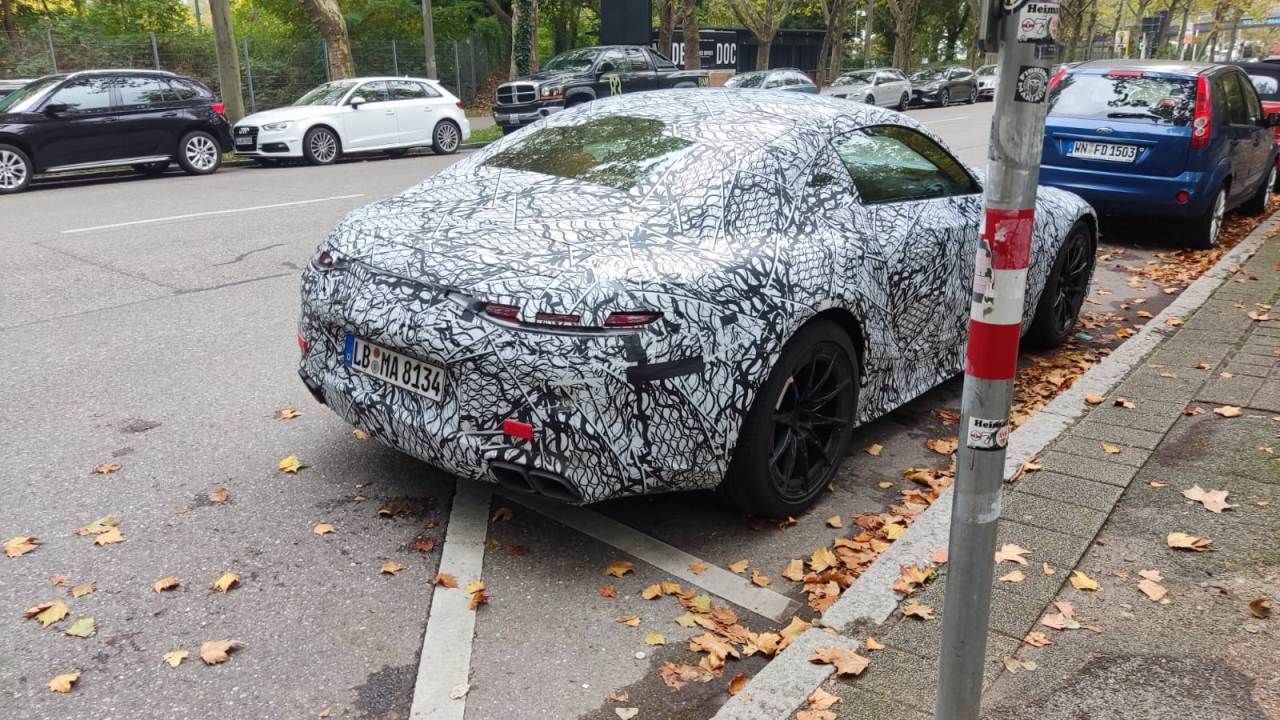 mercedes-amg-gt-2023-fotos-espia-2.jpg